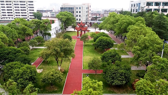 江西省宜春市第三中学图片